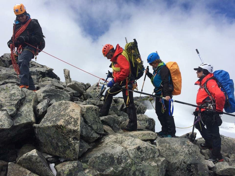 La Hazaña De Cinco Montañeros Ciegos En Noruega Busca Nuevos Desafíos