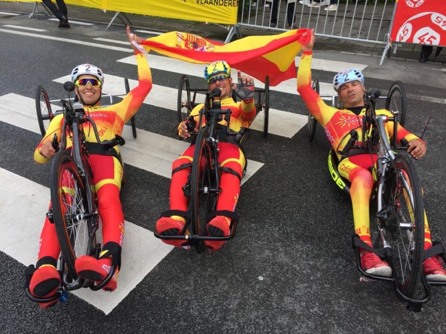 El Equipo De Ciclismo Llena Su Botín De Preseas En La Copa Del Mundo